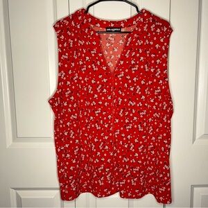 Karl Lagerfeld Paris Sleeveless Red Floral Blouse Size 2x Scalloped Vneck Button